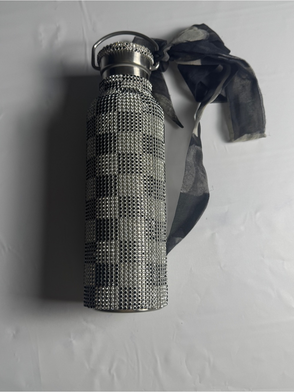 ✨ RARE Collina Strada Checkerboard Bling Bottle w/ Scarf ✨ - Picture 3 of 8